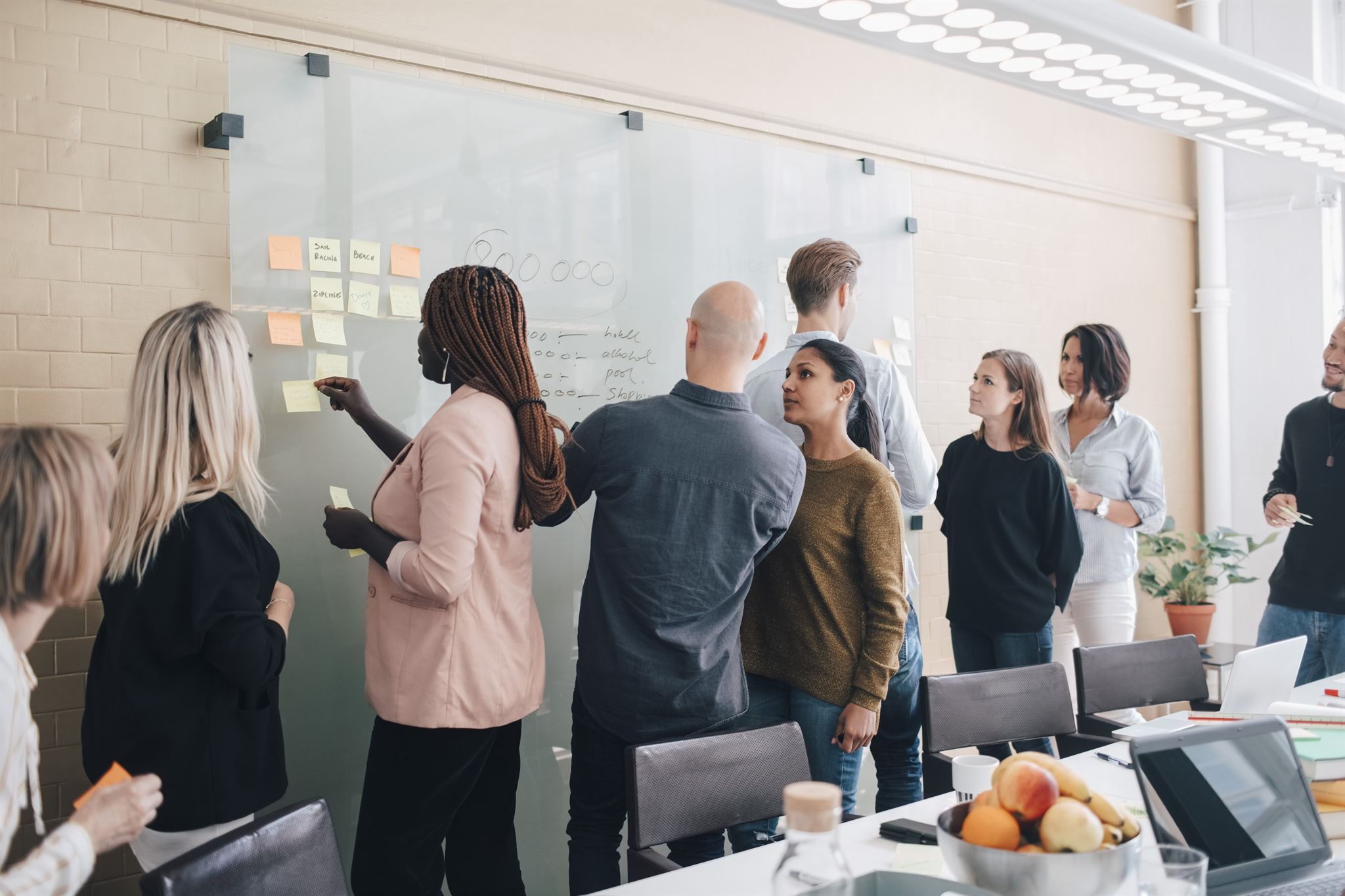 Business-team-brainstorming